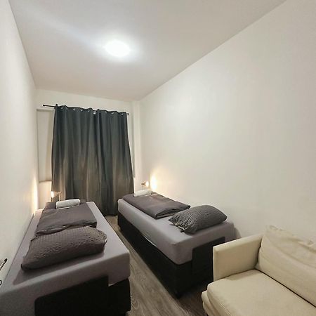 דירות דיסלדורף 2Schlafenzimmer 5Betten Montuerwhonung מראה חיצוני תמונה
