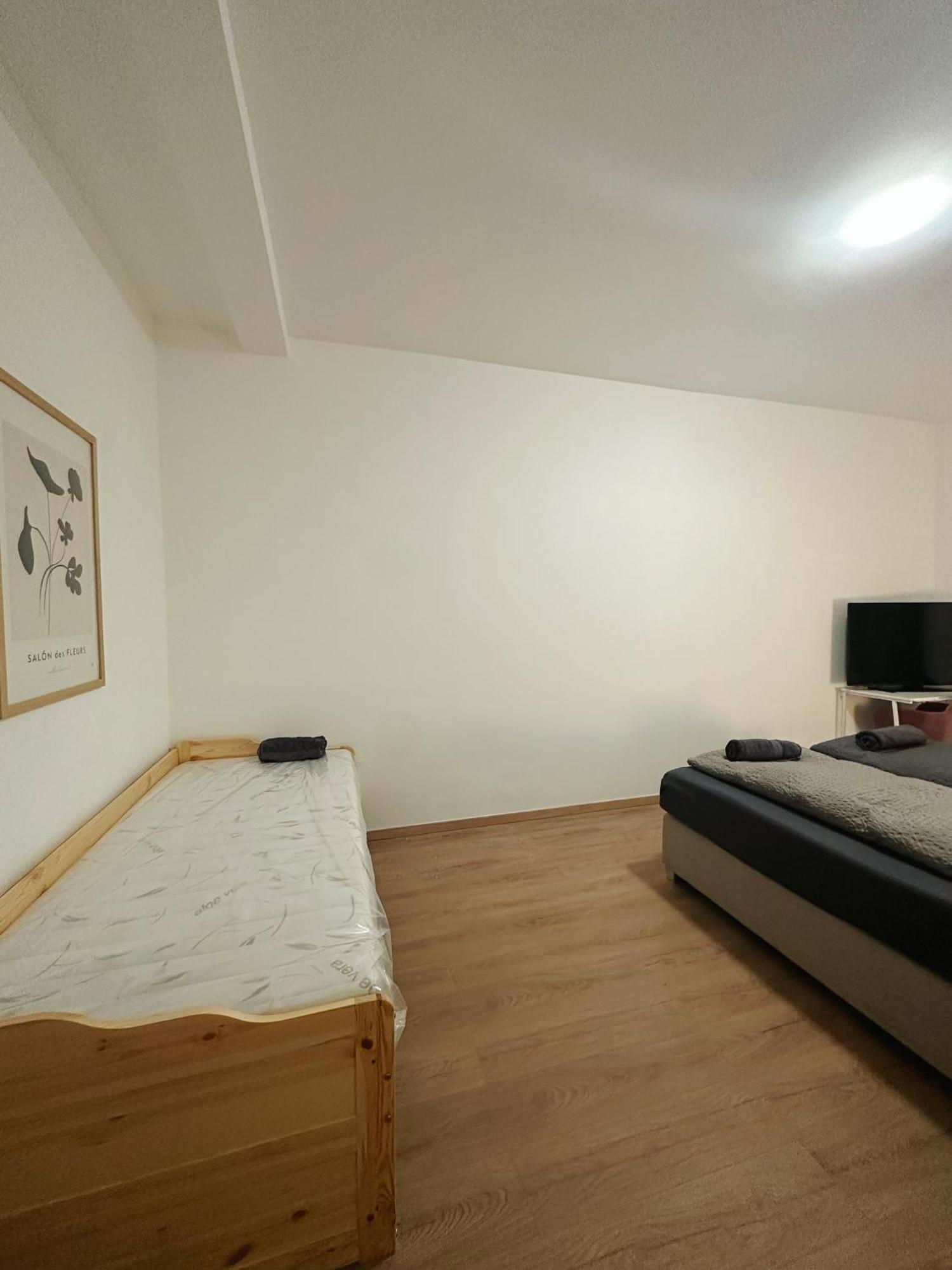 דירות דיסלדורף 2Schlafenzimmer 5Betten Montuerwhonung מראה חיצוני תמונה