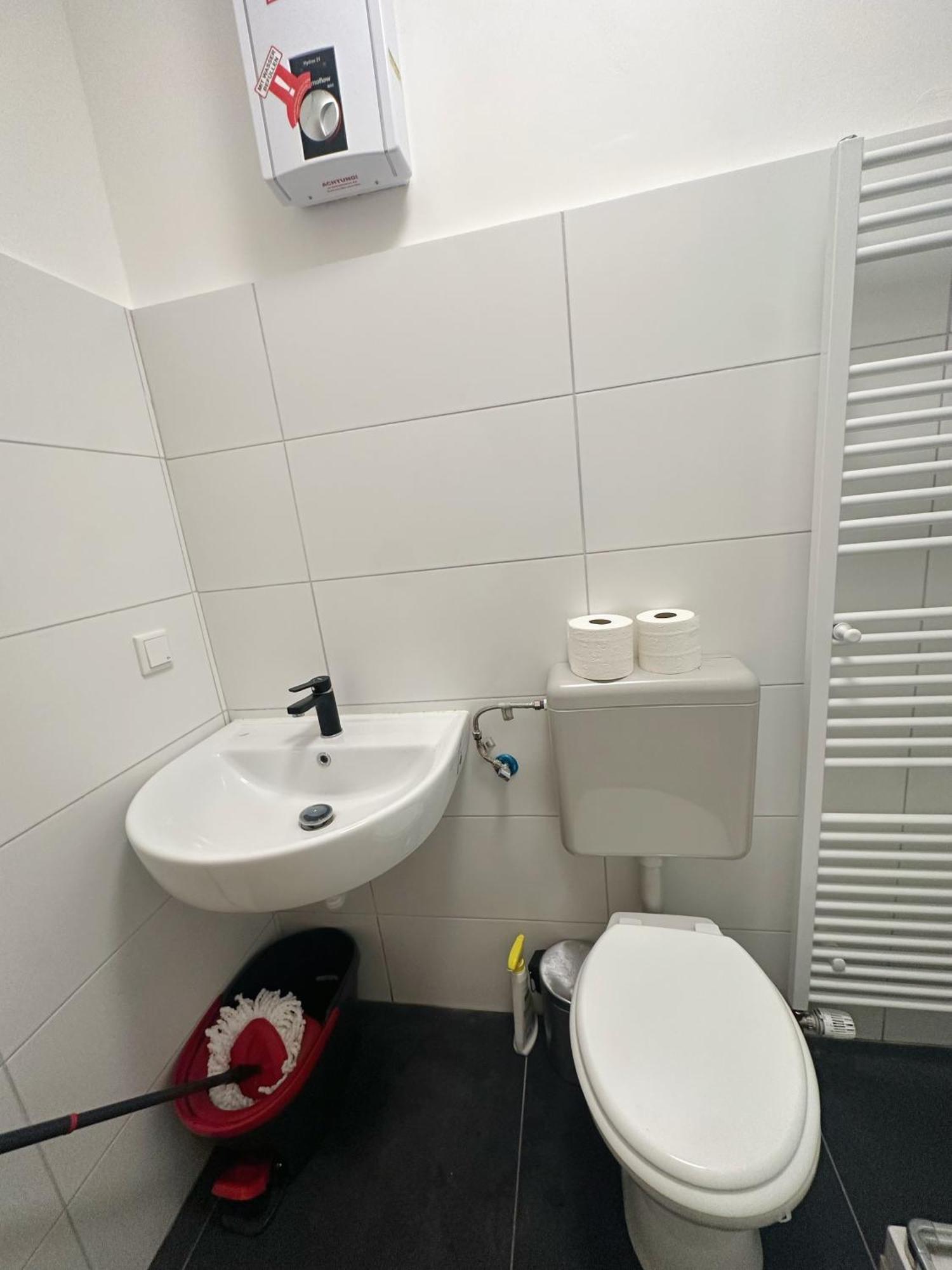 דירות דיסלדורף 2Schlafenzimmer 5Betten Montuerwhonung מראה חיצוני תמונה