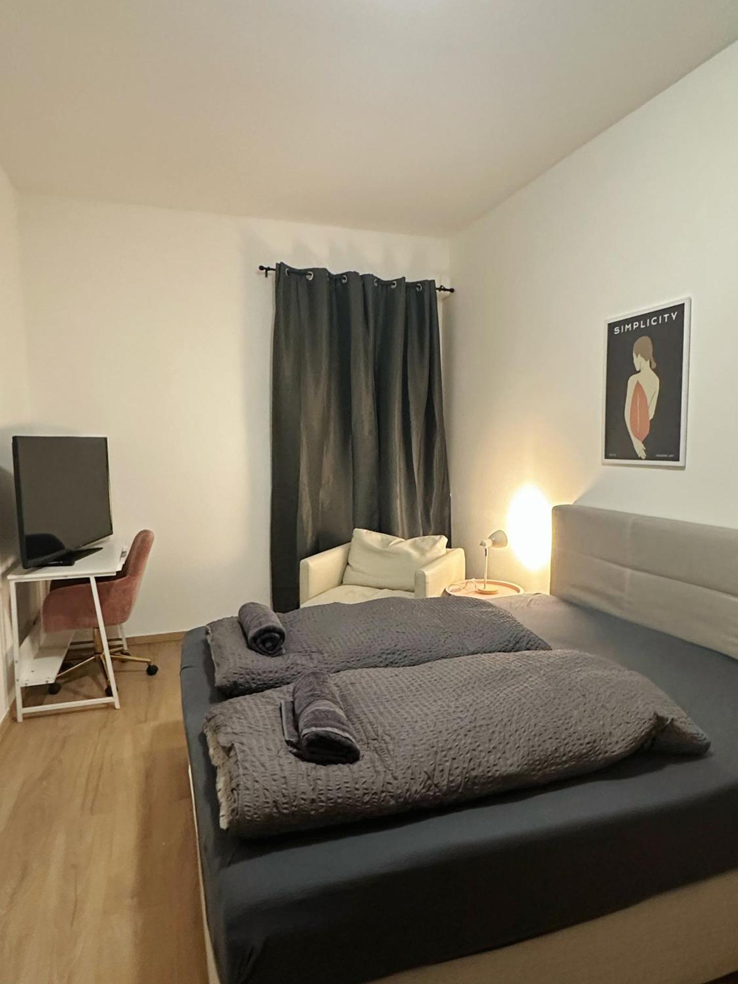 דירות דיסלדורף 2Schlafenzimmer 5Betten Montuerwhonung מראה חיצוני תמונה
