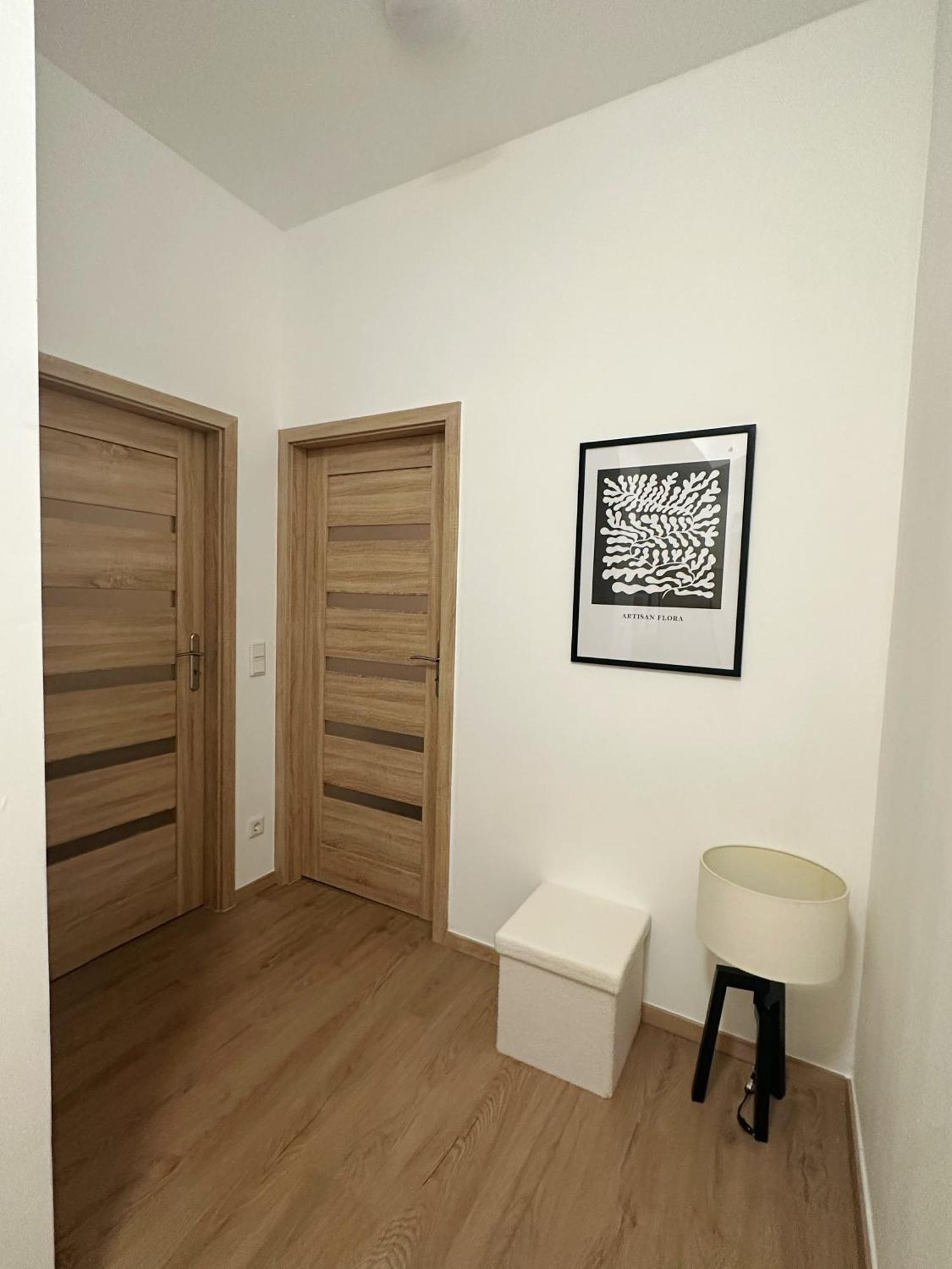 דירות דיסלדורף 2Schlafenzimmer 5Betten Montuerwhonung מראה חיצוני תמונה